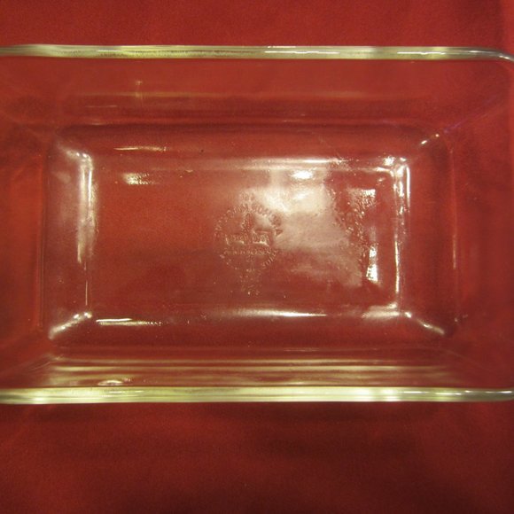 RETRO 60'-70'S ANCHOR HOCKING/FIREKING 1 QT GLASS LOAF DISH, #441 - Picture 2 of 8